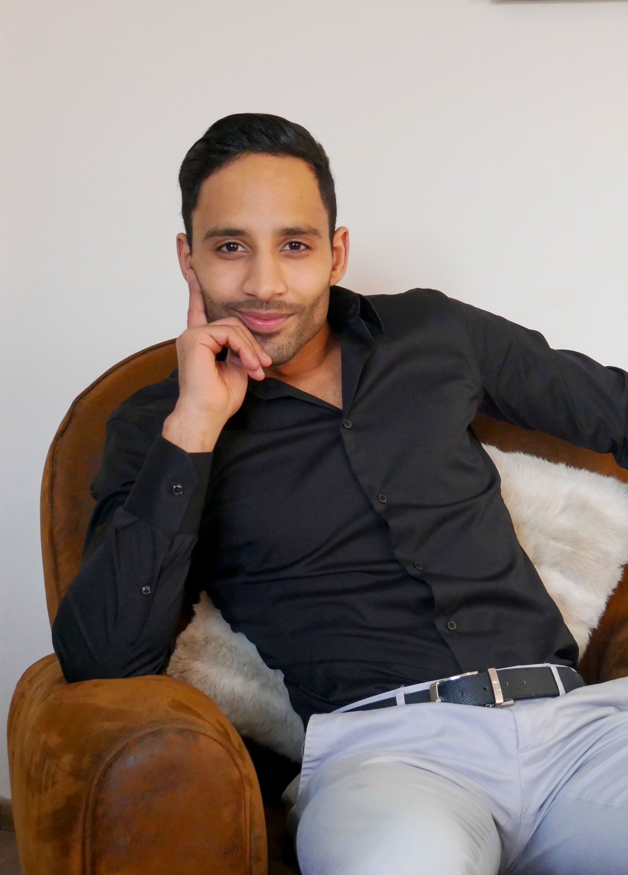 Cheraz Khan, Maitre Praticien en Hypnose Ericksonienne et EMDR — K-Hypnose